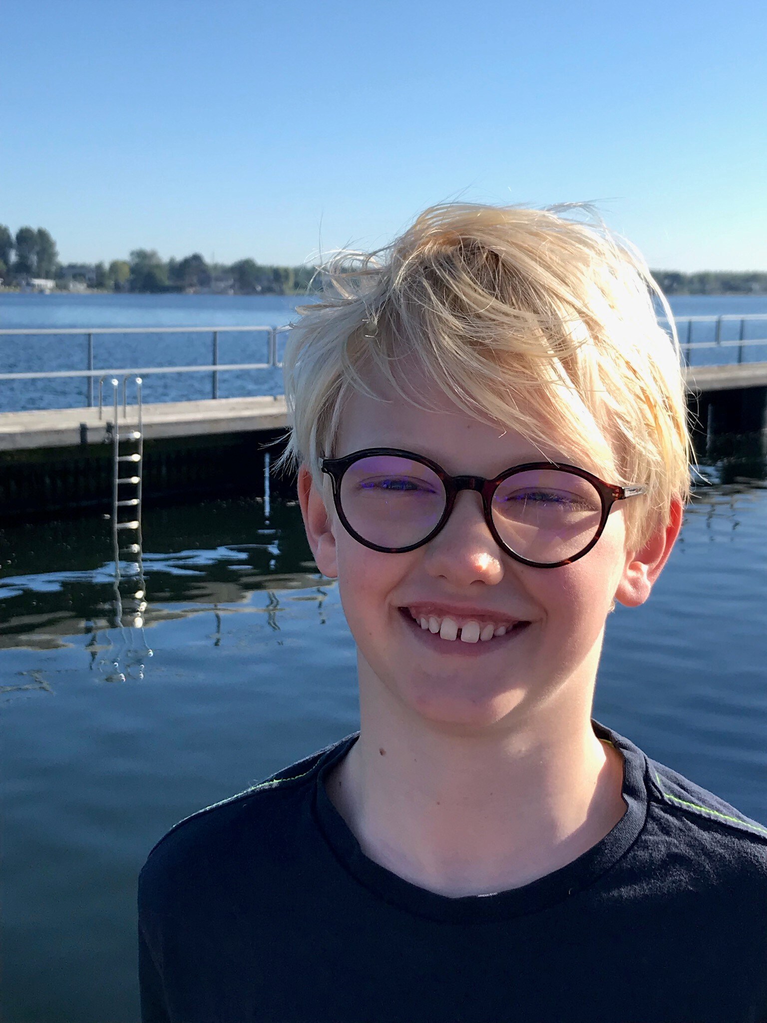 Hidde (12) en Saar (10) snoepen deze week gezond